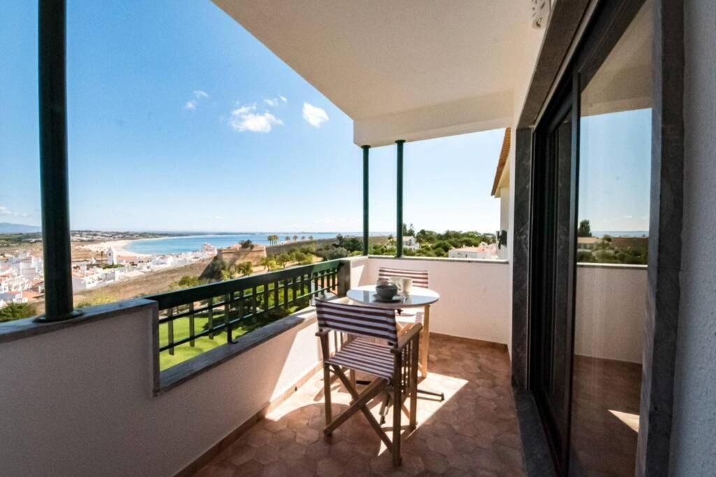 The View Of Lagos Exterior foto